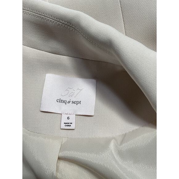Cinq A Sept 'Gracey' White Pearl Trim Crepe Blazer Size 6 - Picture 4 of 5